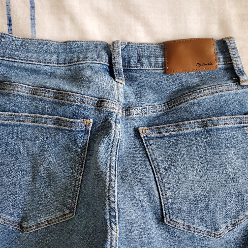 Jeans - Picture 2 of 4
